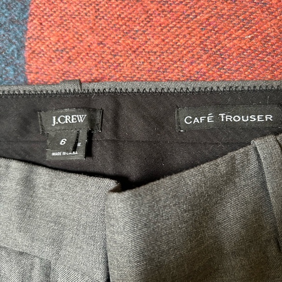 J Crew women’s slacks in medium grey 100% wool - Picture 4 of 5